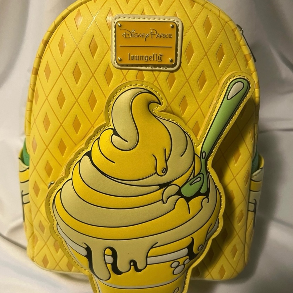 NWT Dole Whip Loungefly - Park Exclusive - Picture 2 of 5